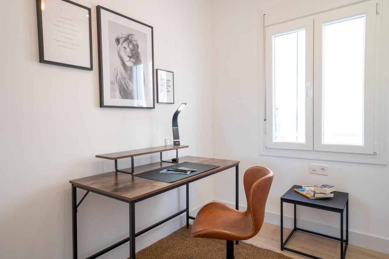Your Home In Malaga Centro & Parking Free Exteriör bild